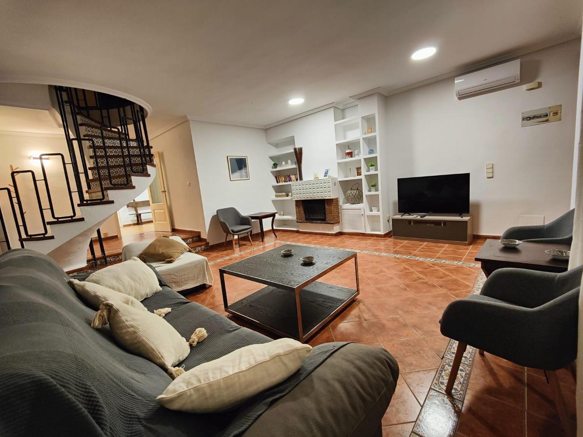 Bungalow Familiar Con Piscina 圣胡安·德·阿利坎特 外观 照片